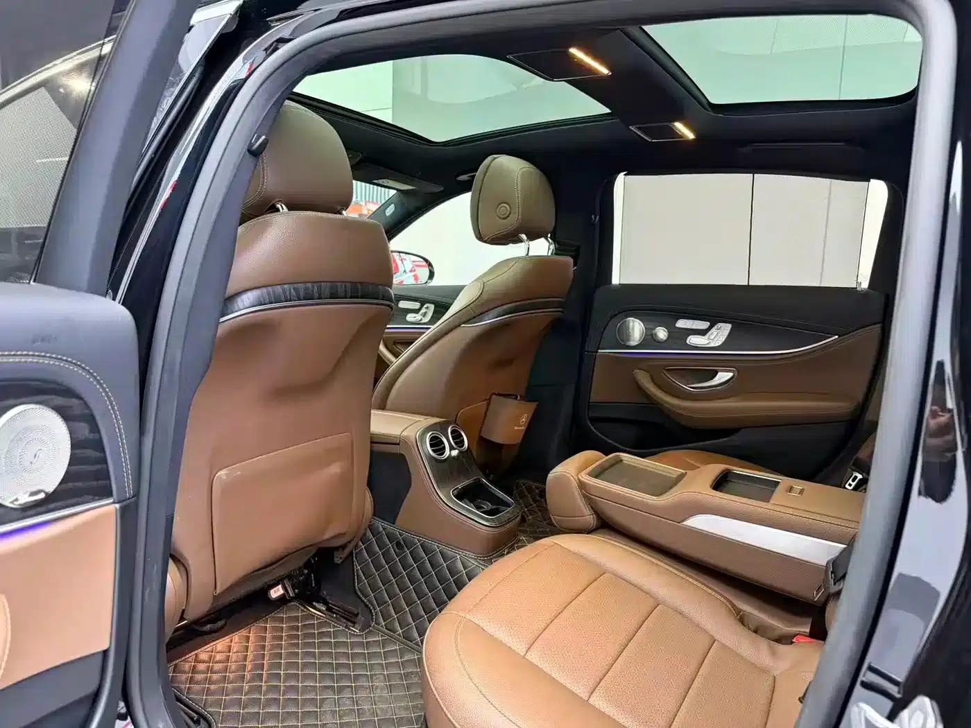 Mercedes-Benz E-Class 2023 E 300 L Luxury — миниатюра 6