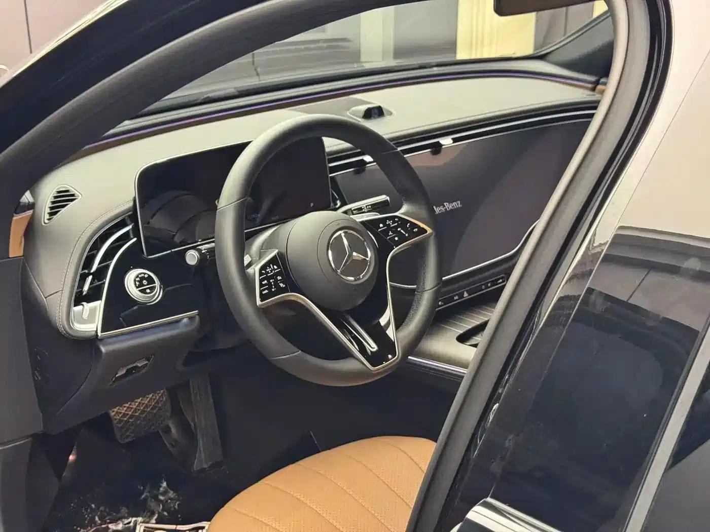 2025 Mercedes-Benz E-Class E 300 L Luxury — миниатюра 4