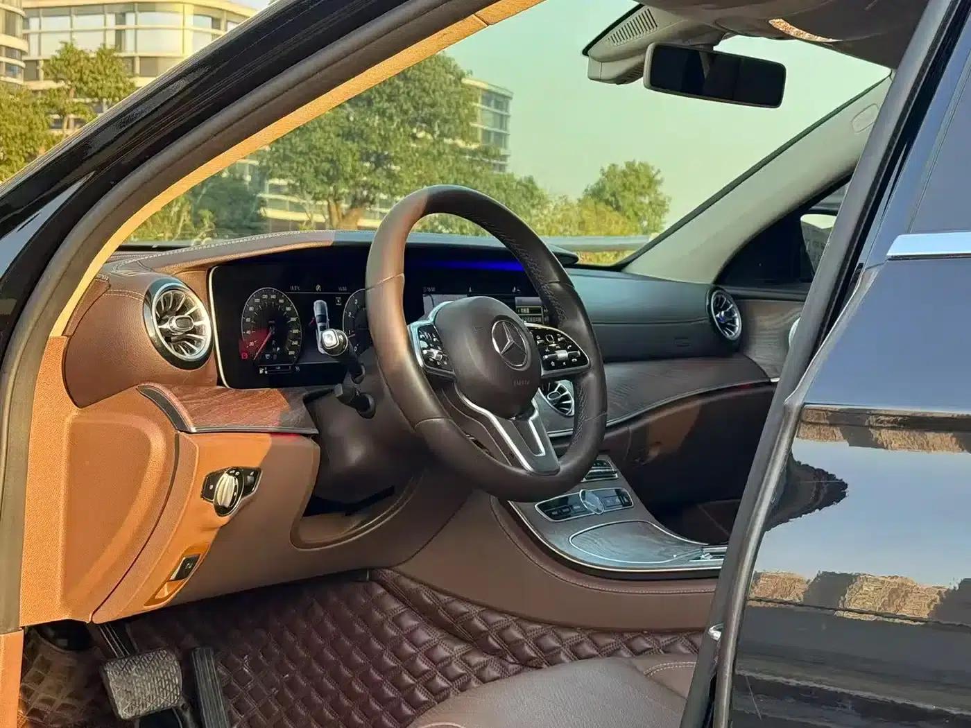 Mercedes-Benz E-Class 2020 E 300 L Luxury — миниатюра 4