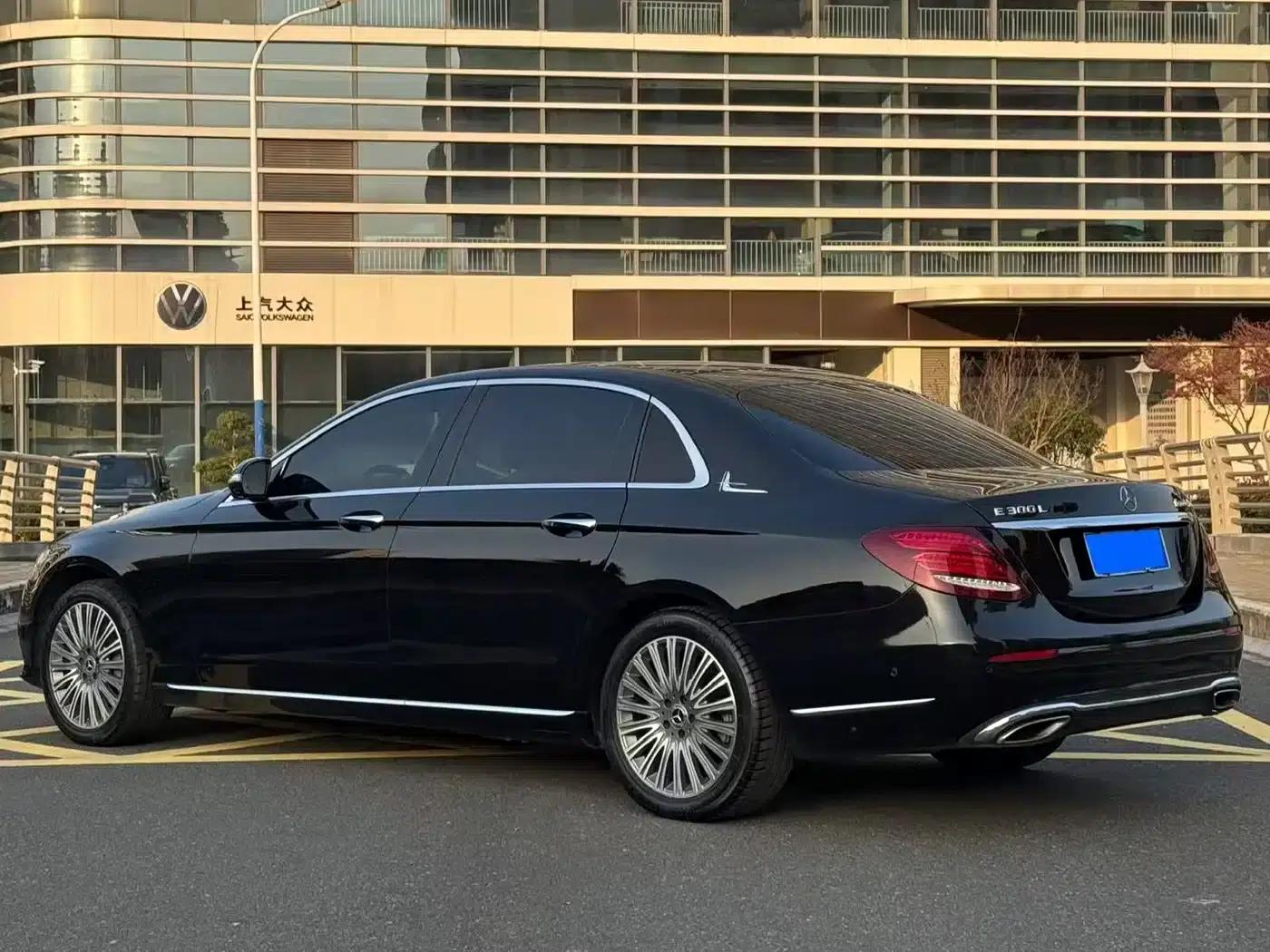 Mercedes-Benz E-Class 2020 E 300 L Luxury — миниатюра 9