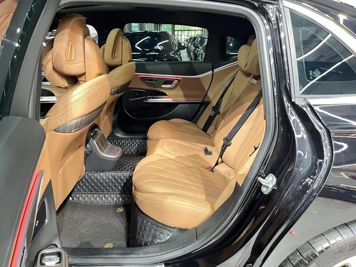 Mercedes-Benz E-Class 2024 E 300 L Fashion Edition — миниатюра 6