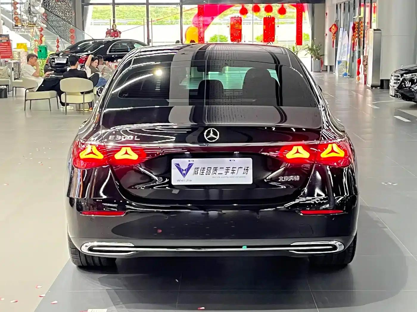 Mercedes-Benz E-Class 2024 E 300 L Fashion Edition — миниатюра 8
