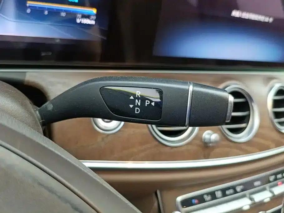 2018 Mercedes-Benz E-Class Facelift E 200 L — миниатюра 16