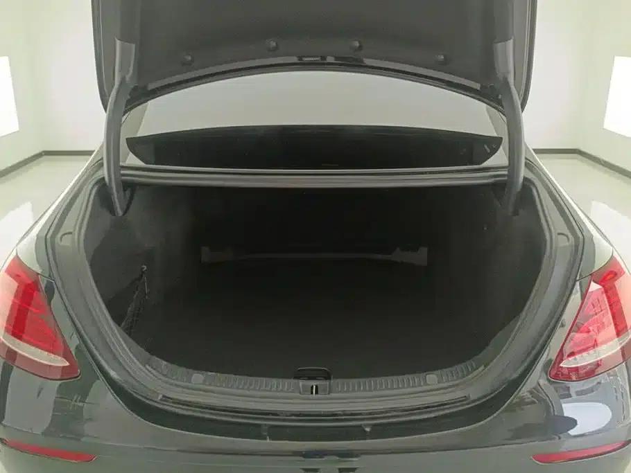 2018 Mercedes-Benz E-Class Facelift E 200 L — миниатюра 4