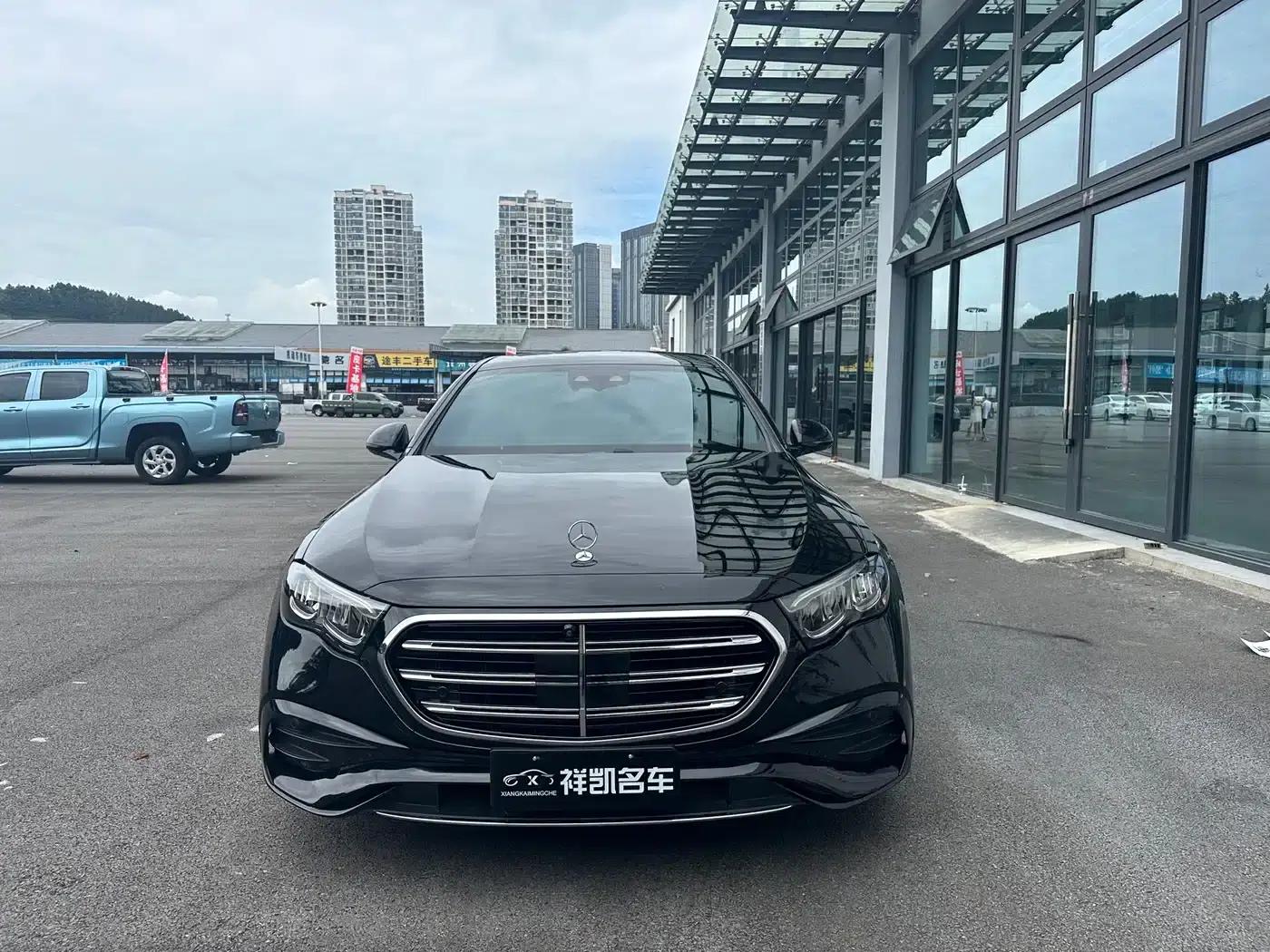 2025 Mercedes-Benz E-Class E 300 L Luxury — миниатюра 2