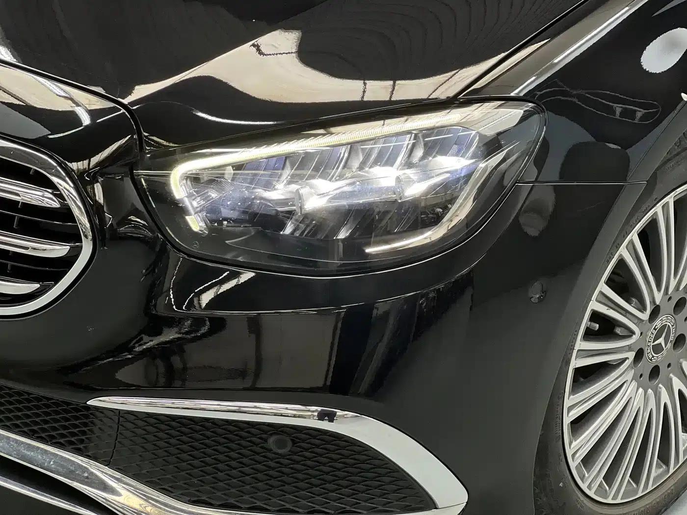 Mercedes-Benz E-Class 2023 Facelift E 300 L Fashion Model — миниатюра 3