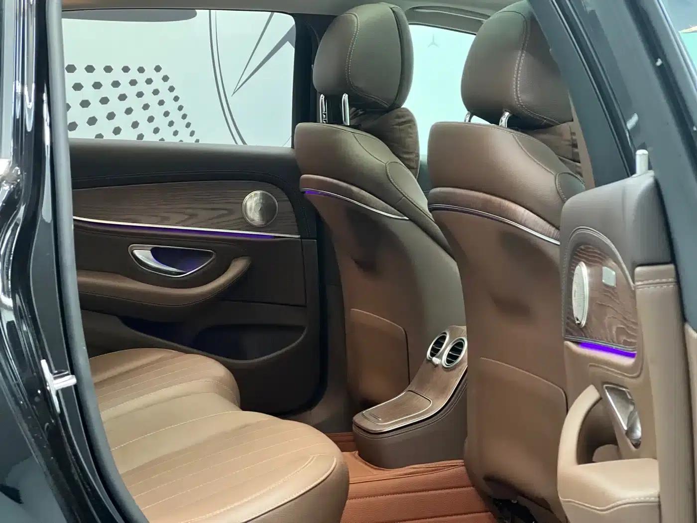 Mercedes-Benz E-Class 2023 Facelift E 300 L Fashion Model — миниатюра 10