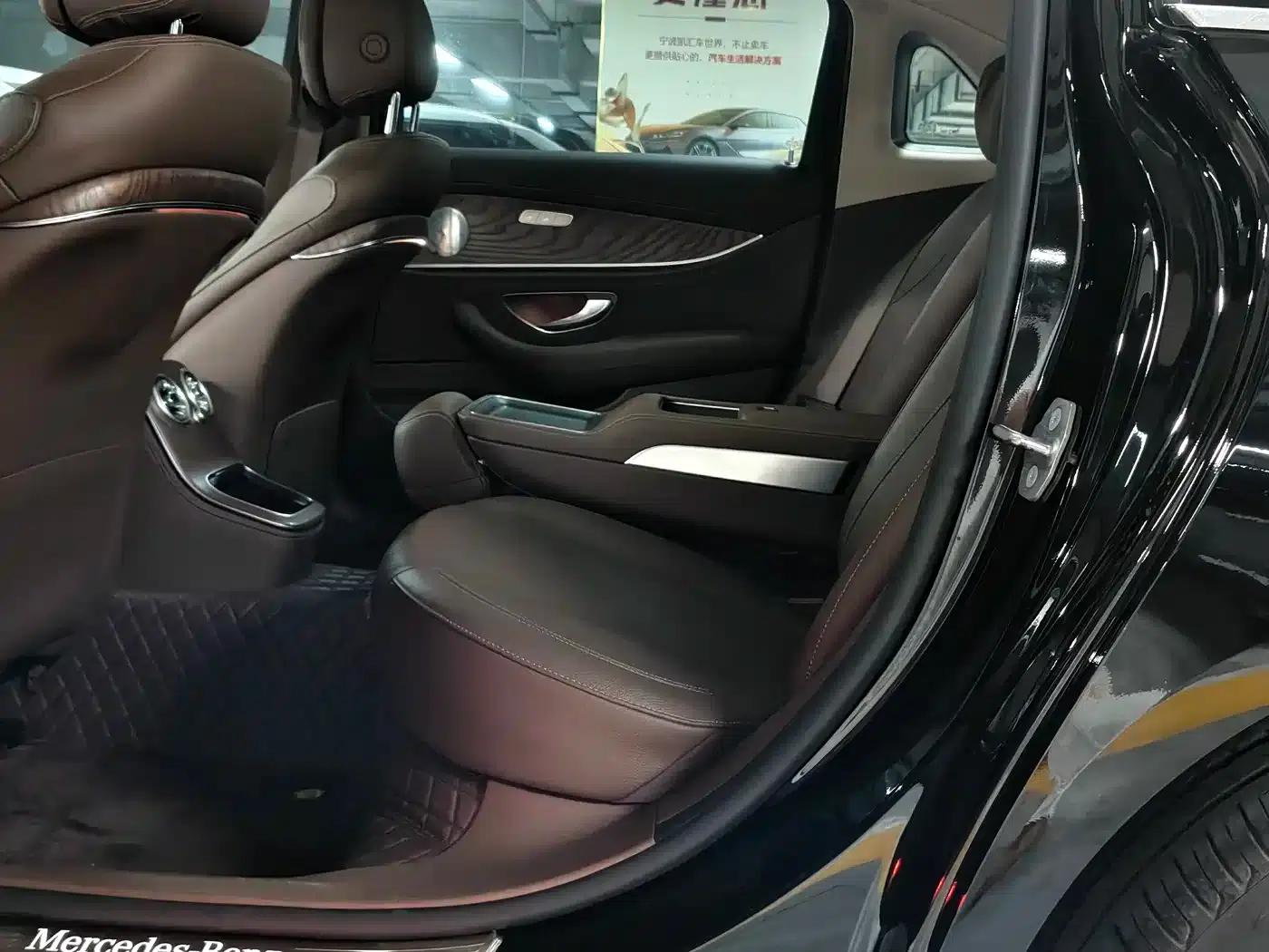 Mercedes-Benz E-Class 2023 E 300 L Fashion Edition — миниатюра 17