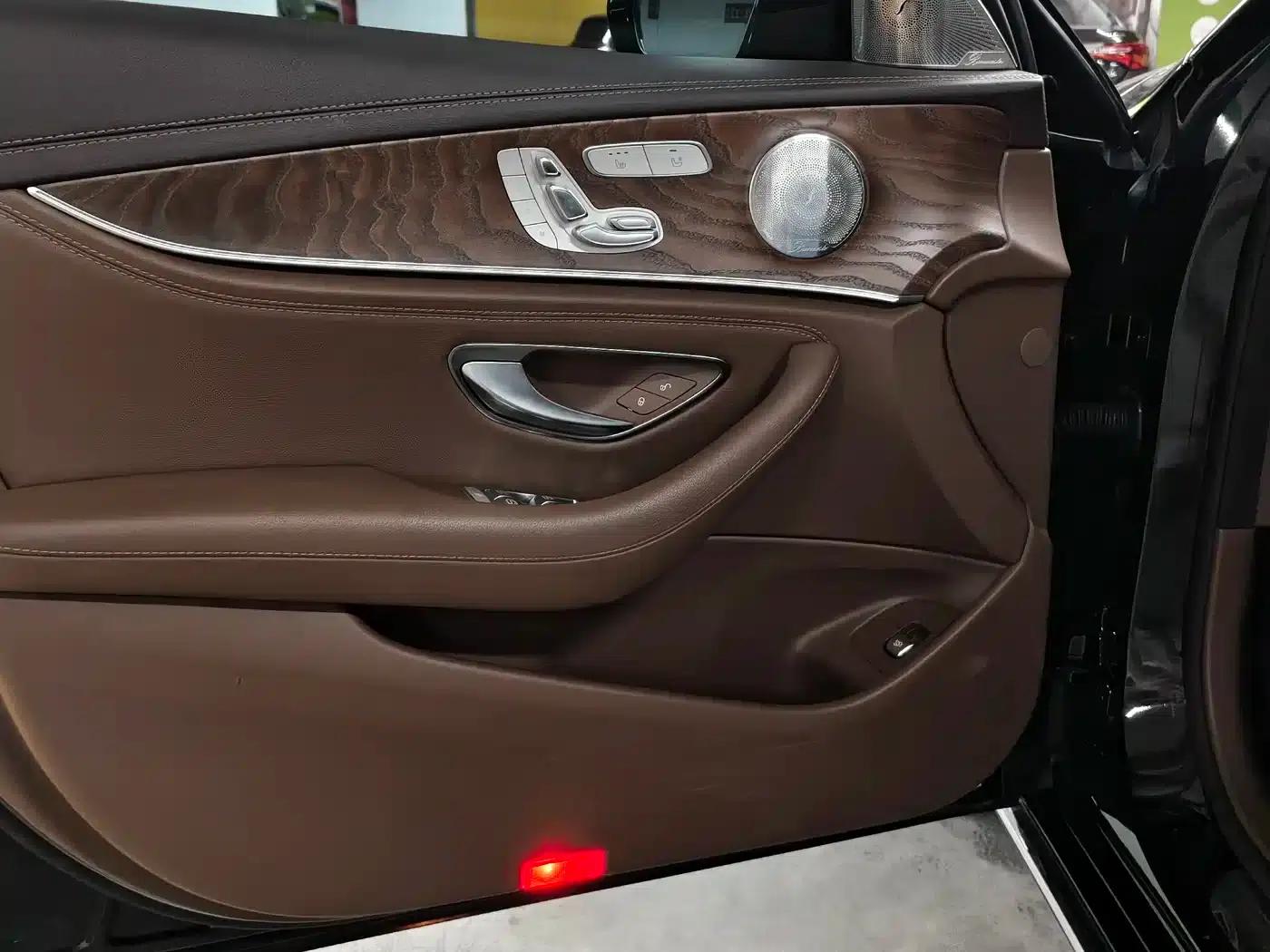 Mercedes-Benz E-Class 2023 E 300 L Fashion Edition — миниатюра 18