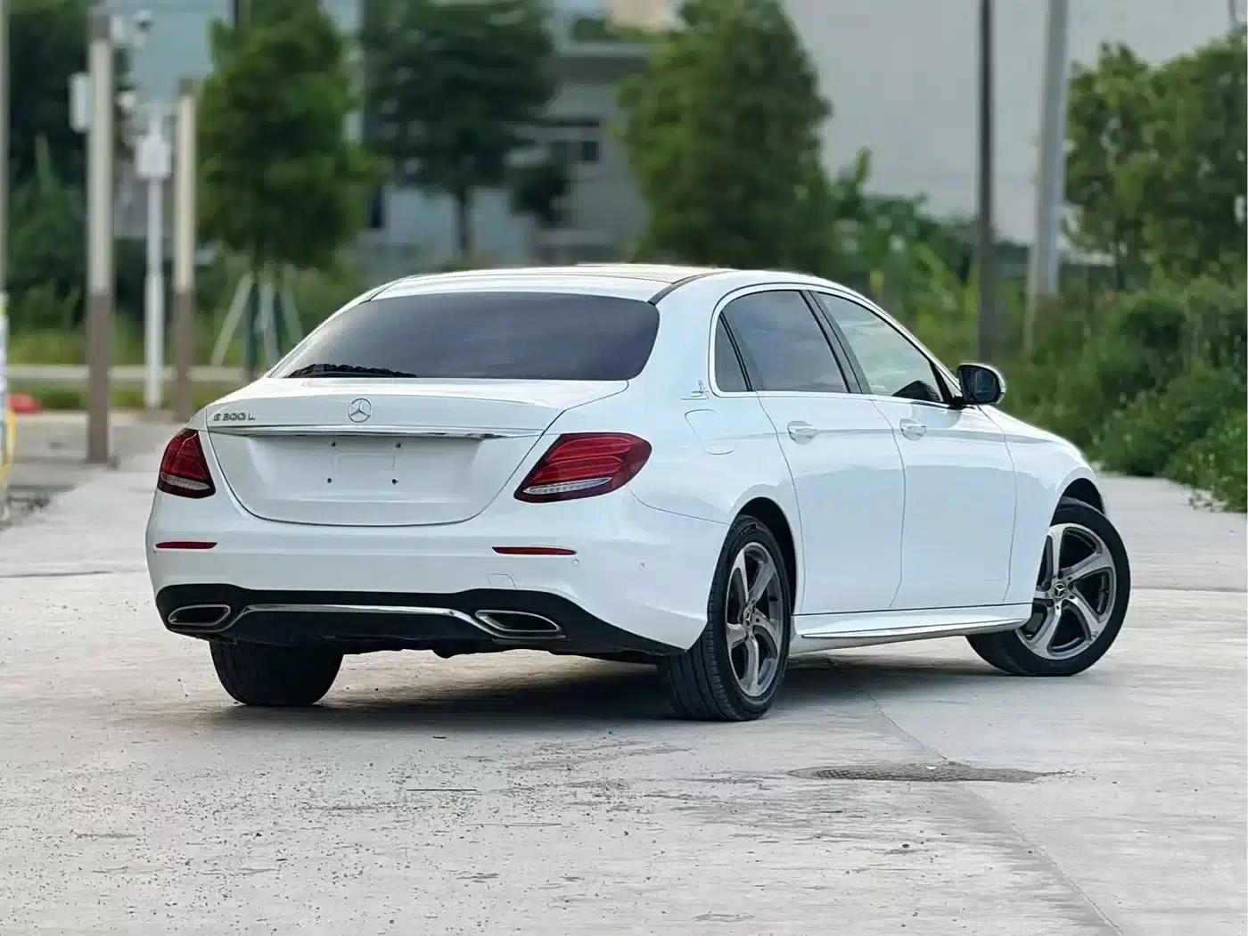 Mercedes-Benz E-Class 2017 E 300 L Sport Luxury — миниатюра 2