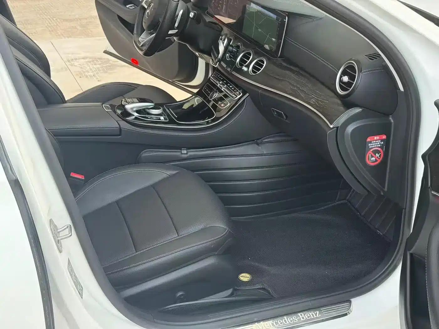 Mercedes-Benz E-Class 2017 E 300 L Sport Luxury — миниатюра 6