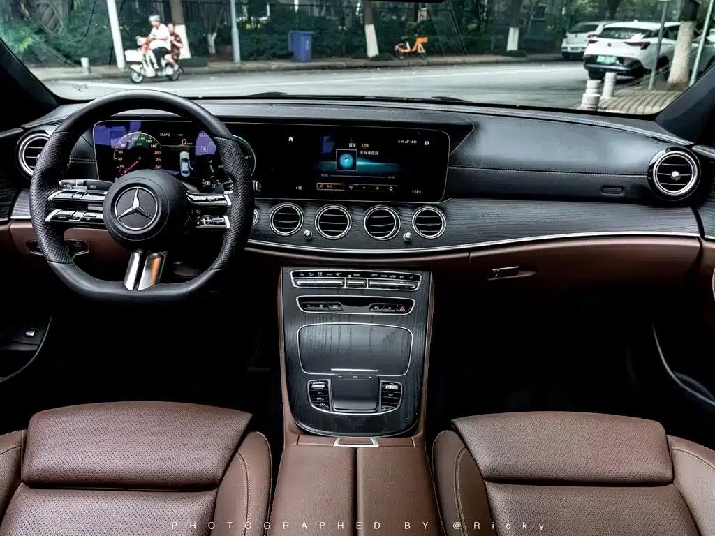 Mercedes-Benz E-Class 2022 Facelift E 300 L Sport Style — миниатюра 3