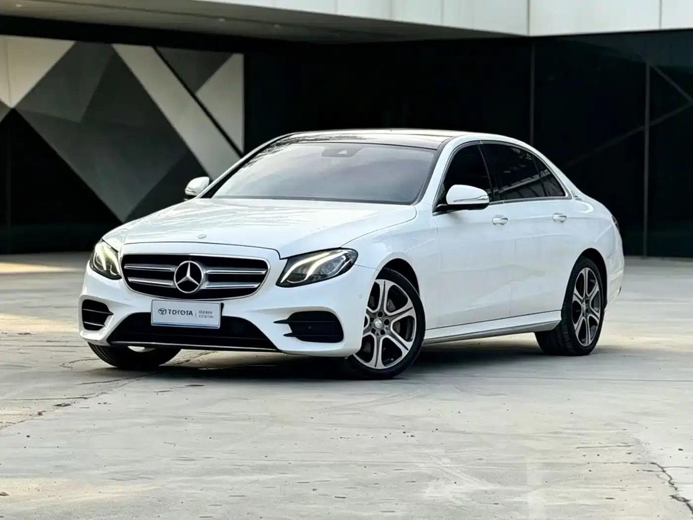2016 Mercedes-Benz E-Class E 300 L Sport Luxury — миниатюра 1