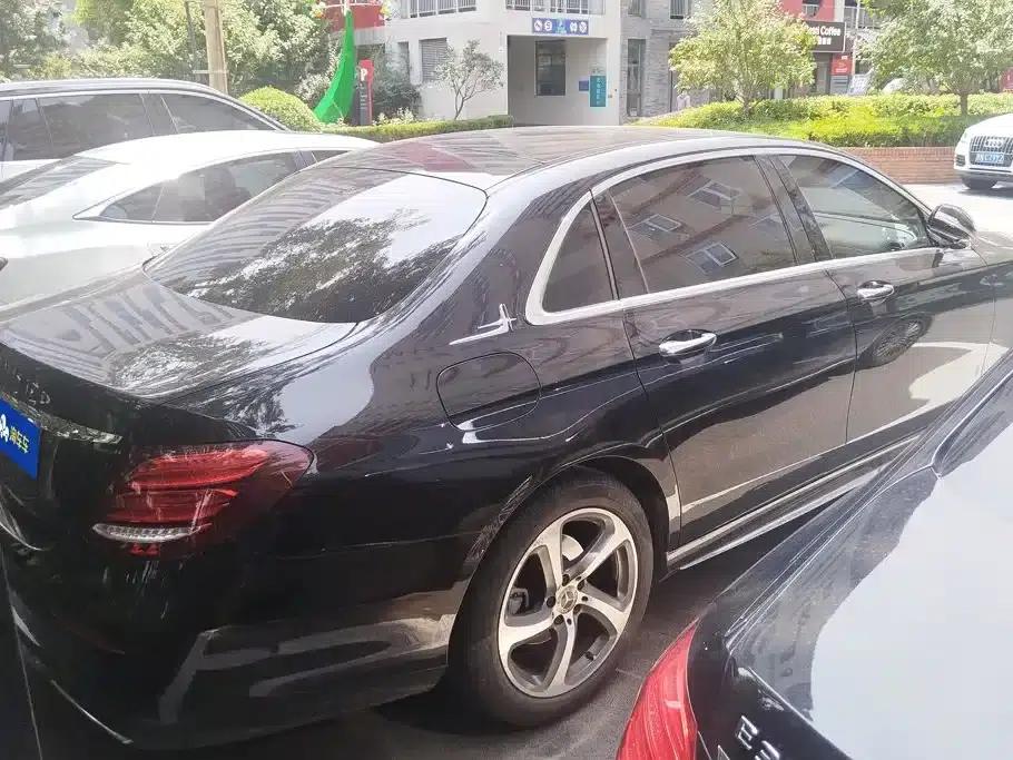 Mercedes-Benz E-Class 2019 E 300 L Sport Style — миниатюра 3