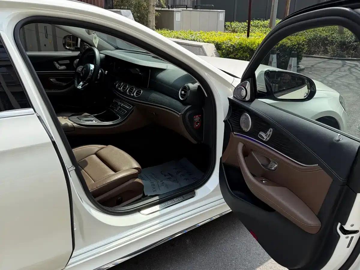 Mercedes-Benz E-Class 2020 E 260 L Sport — миниатюра 16