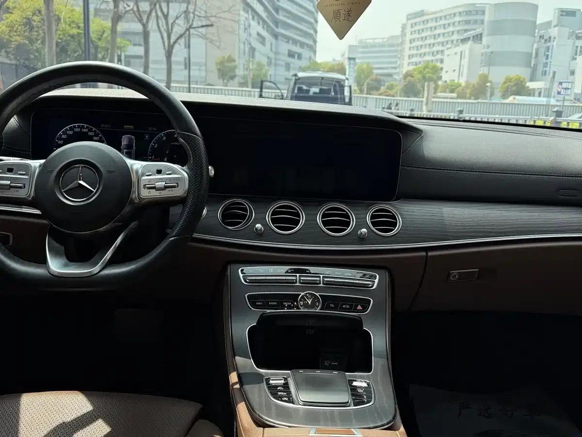 Mercedes-Benz E-Class 2020 E 260 L Sport — миниатюра 8