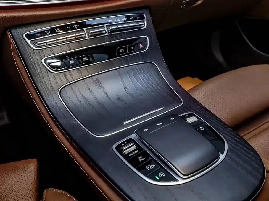 Mercedes-Benz E-Class 2023 Facelift E 260 L Sport — миниатюра 26