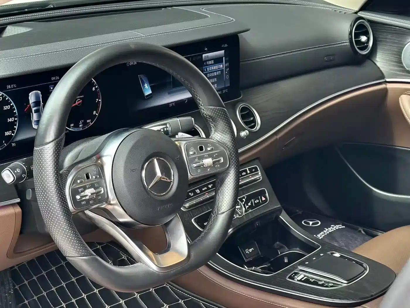 Mercedes-Benz E-Class 2020 Facelift E 300 L Sport Special Edition — миниатюра 4