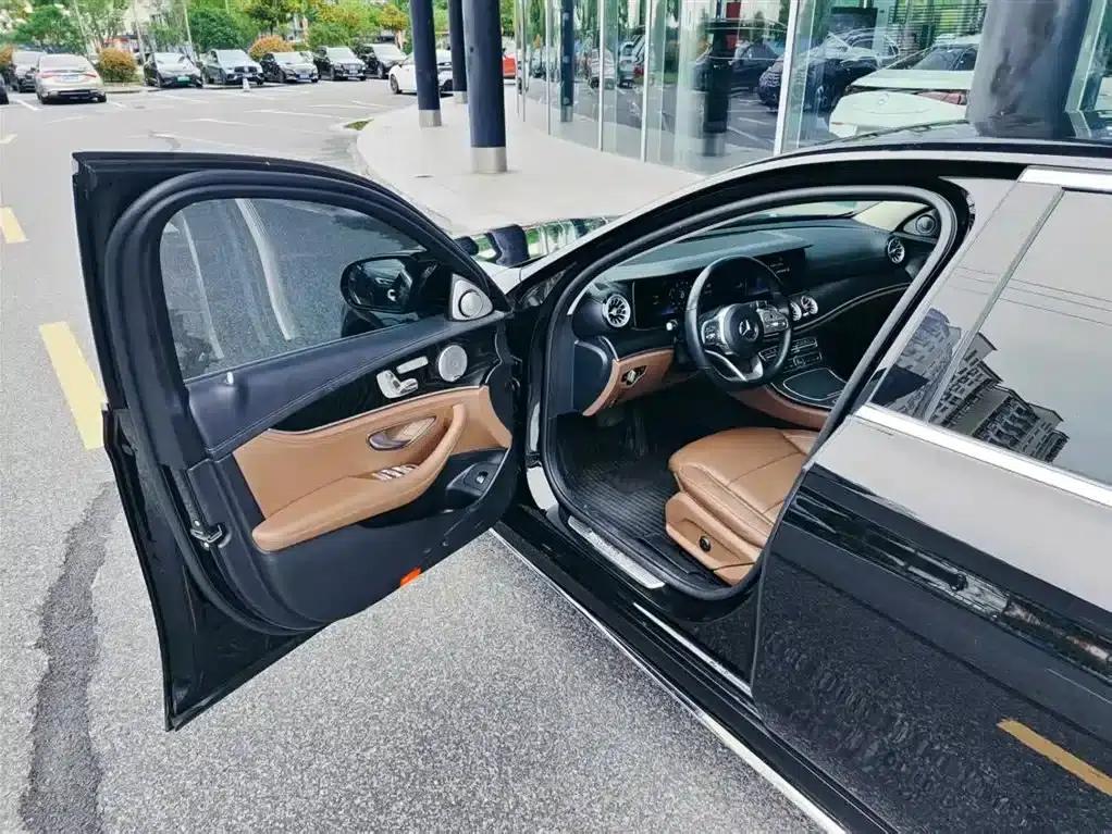 Mercedes-Benz E-Class 2019 E 300 L Sport Luxury — миниатюра 13