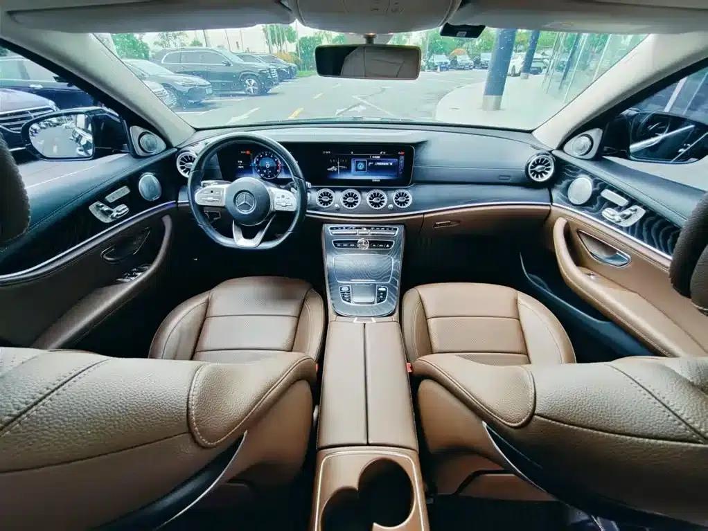 Mercedes-Benz E-Class 2019 E 300 L Sport Luxury — миниатюра 17