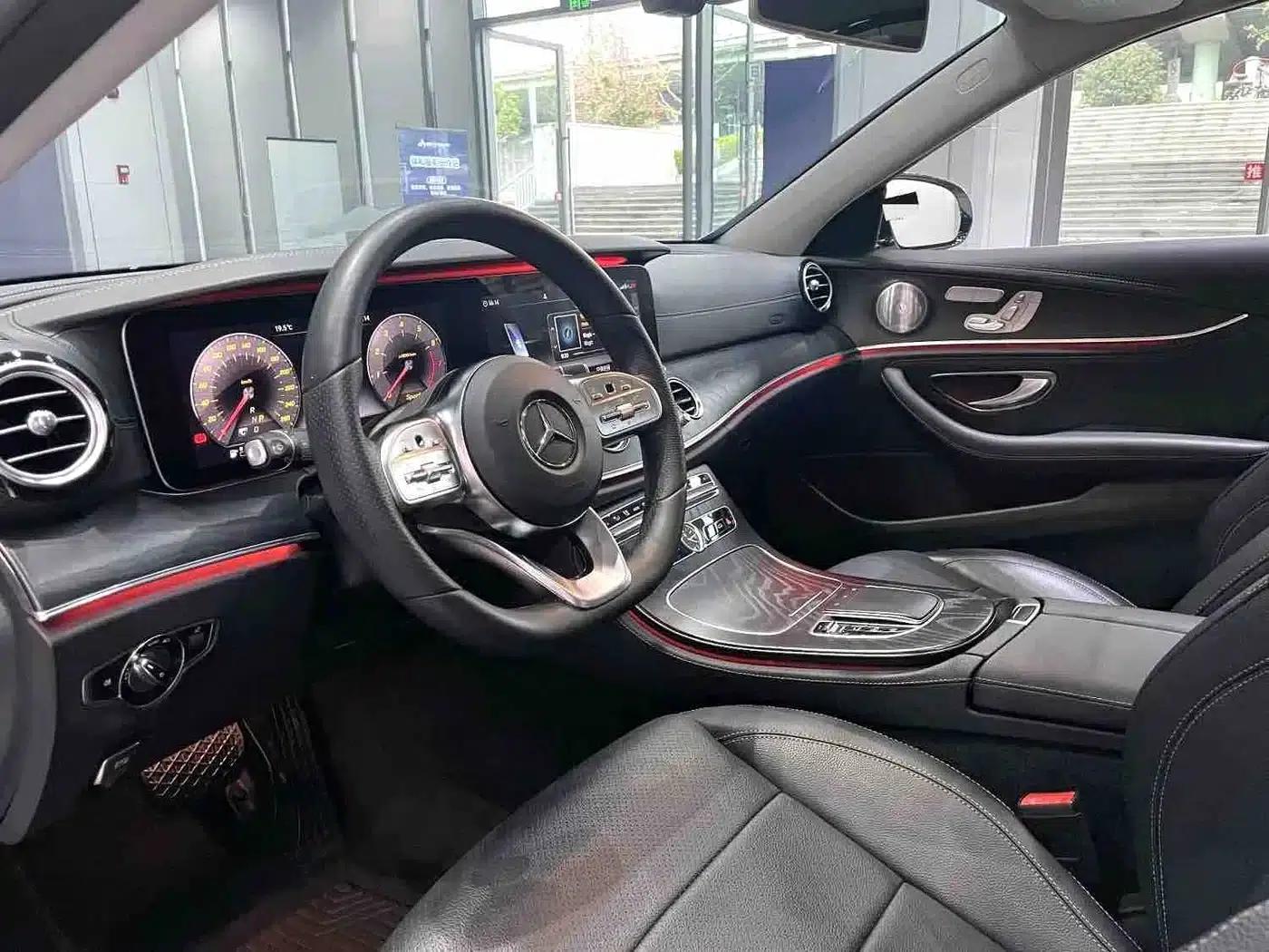 Mercedes-Benz E-Class 2019 Facelift E 300 L Sport Style — миниатюра 3