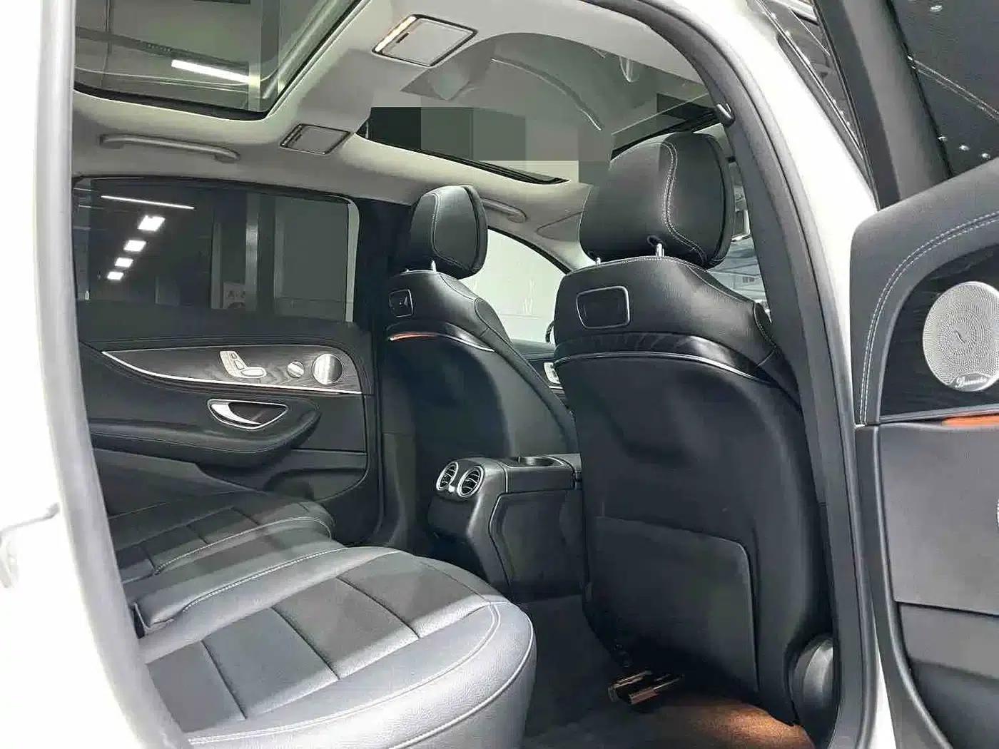 Mercedes-Benz E-Class 2019 Facelift E 300 L Sport Style — миниатюра 4