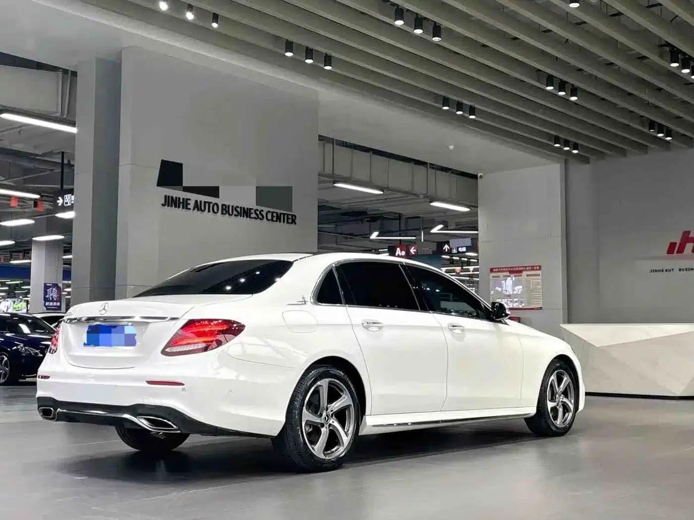 Mercedes-Benz E-Class 2019 Facelift E 300 L Sport Style — миниатюра 8