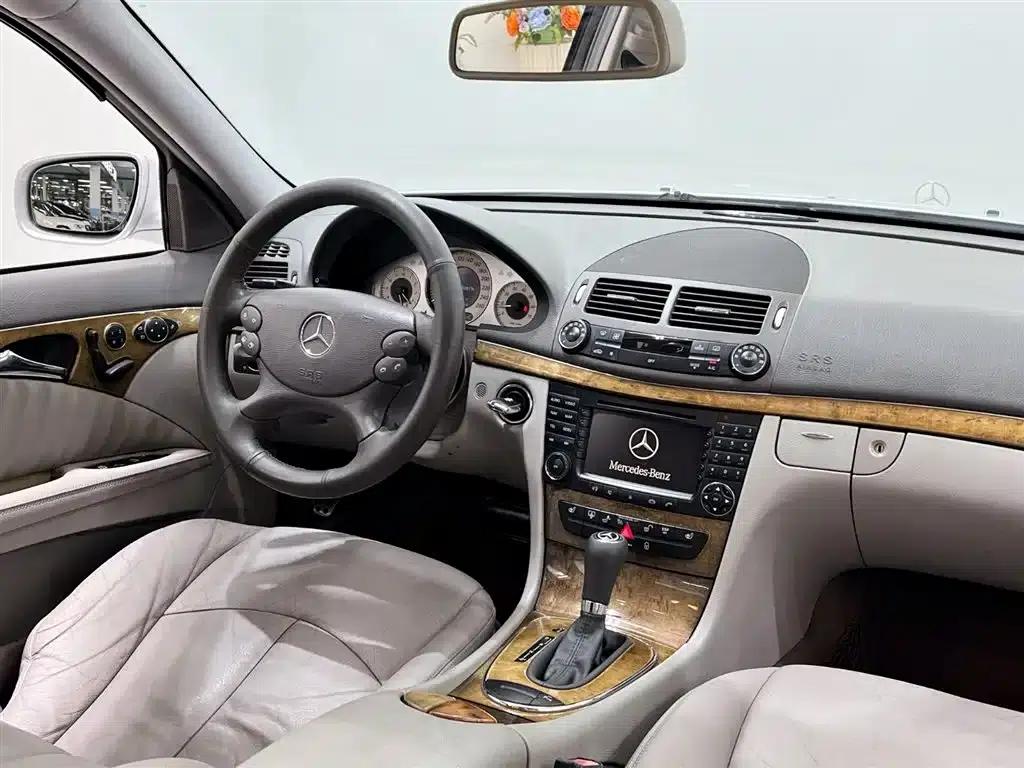 Mercedes-Benz E-Class 2008 E 230 Fashion Edition — миниатюра 14