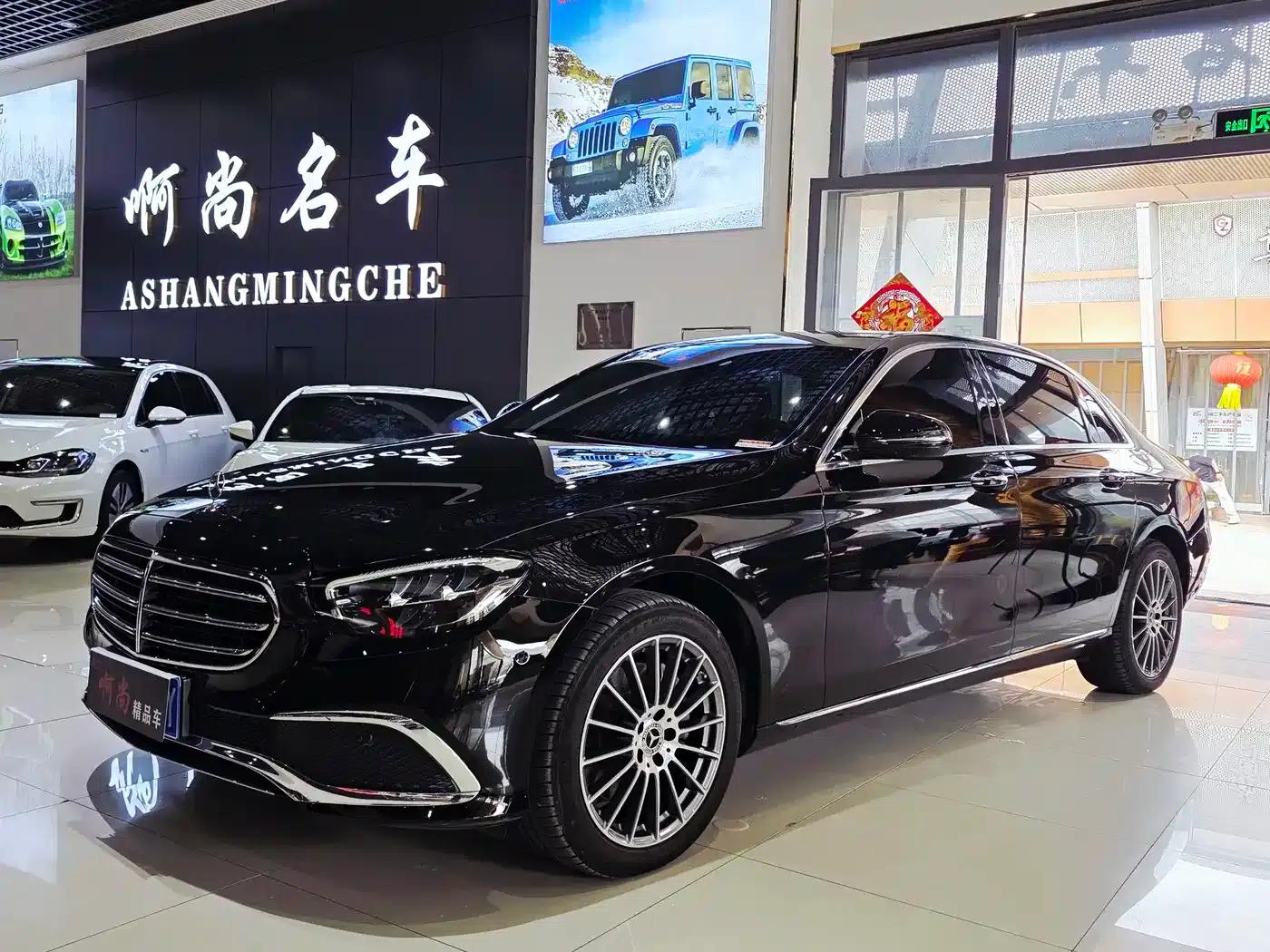 Mercedes-Benz E-Class 2021 Facelift E 260 L — миниатюра 1