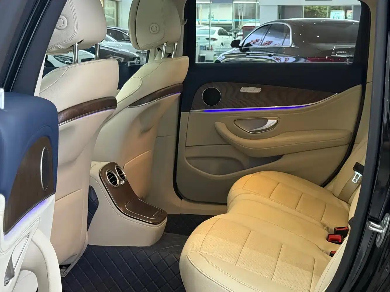 Mercedes-Benz E-Class 2023 E 300 L Sport Style — миниатюра 7