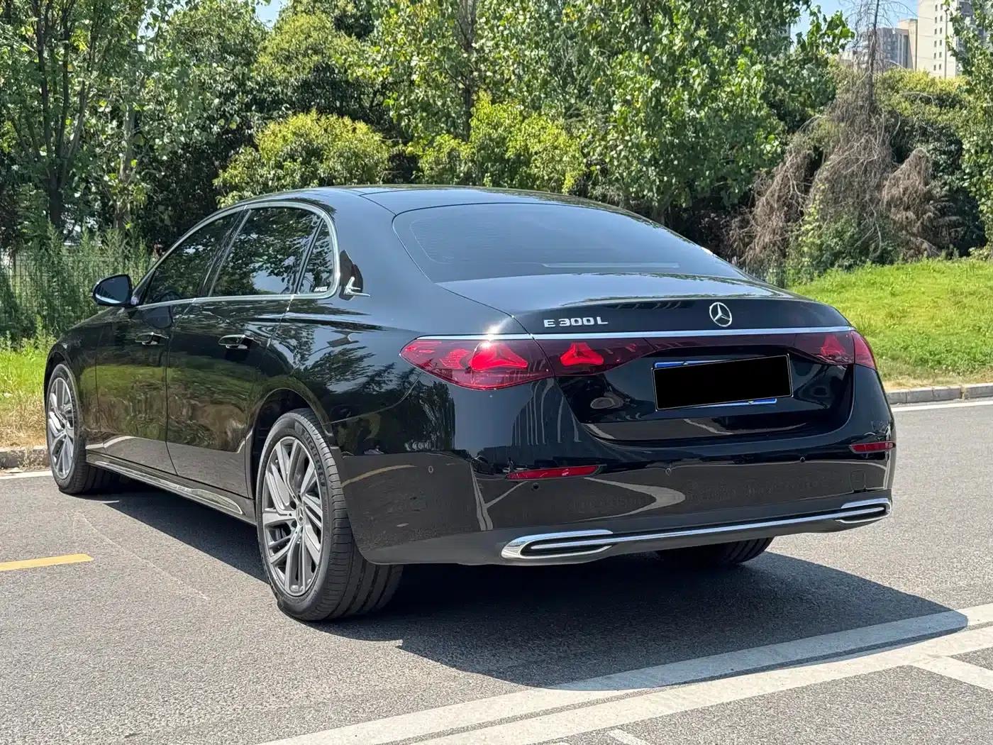 Mercedes-Benz E-Class 2025 E 300 L Fashion Edition — миниатюра 9