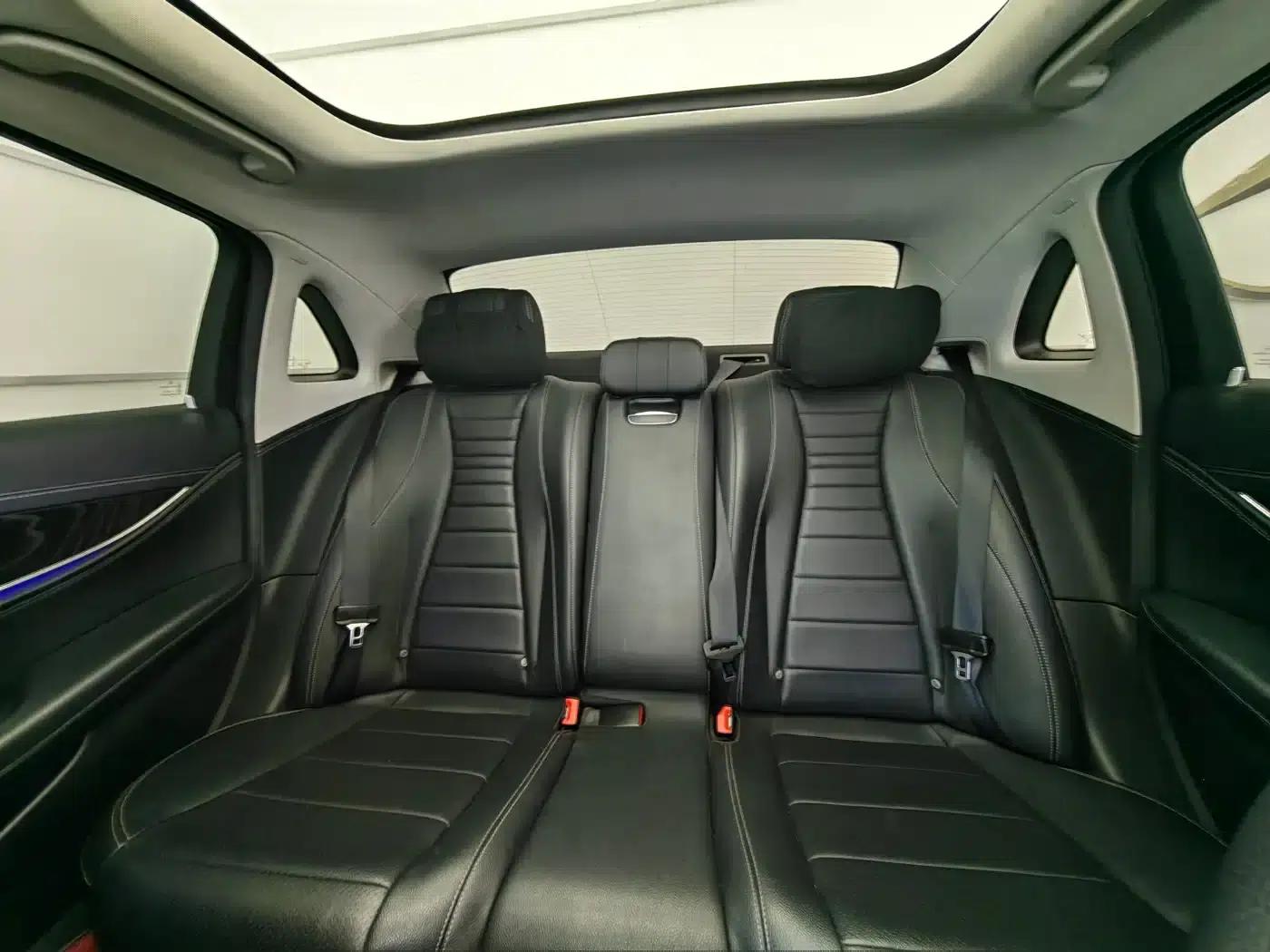 Mercedes-Benz E-Class 2019 Facelift E 300 L Sport Style — миниатюра 18