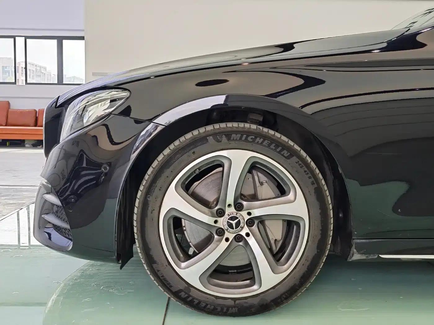 Mercedes-Benz E-Class 2019 Facelift E 300 L Sport Style — миниатюра 6