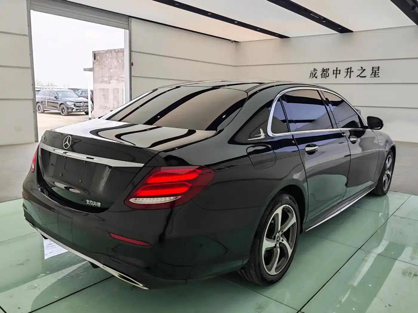 Mercedes-Benz E-Class 2019 Facelift E 300 L Sport Style — миниатюра 8