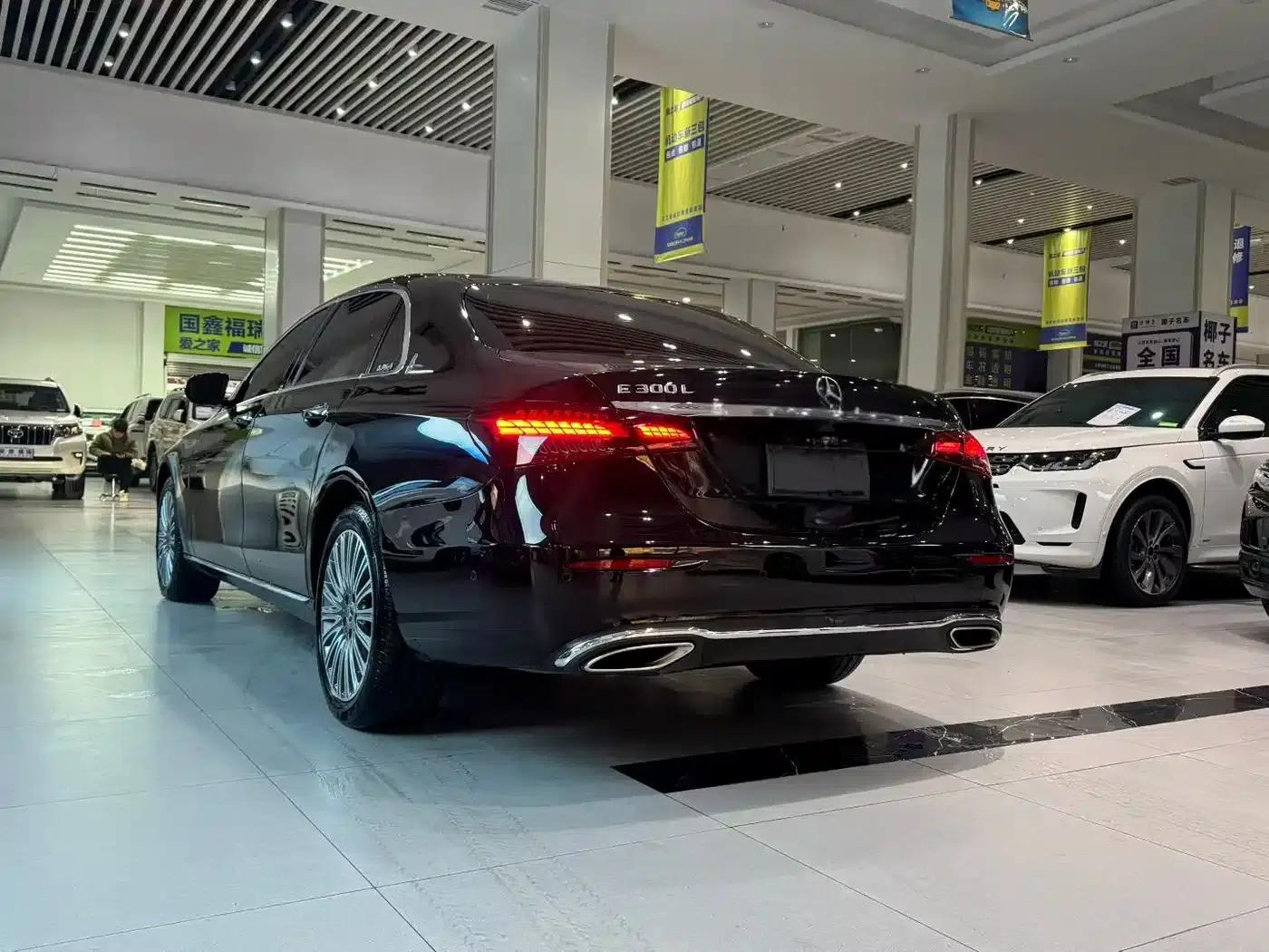 Mercedes-Benz E-Class 2022 E 300 L Sport Luxury — миниатюра 8