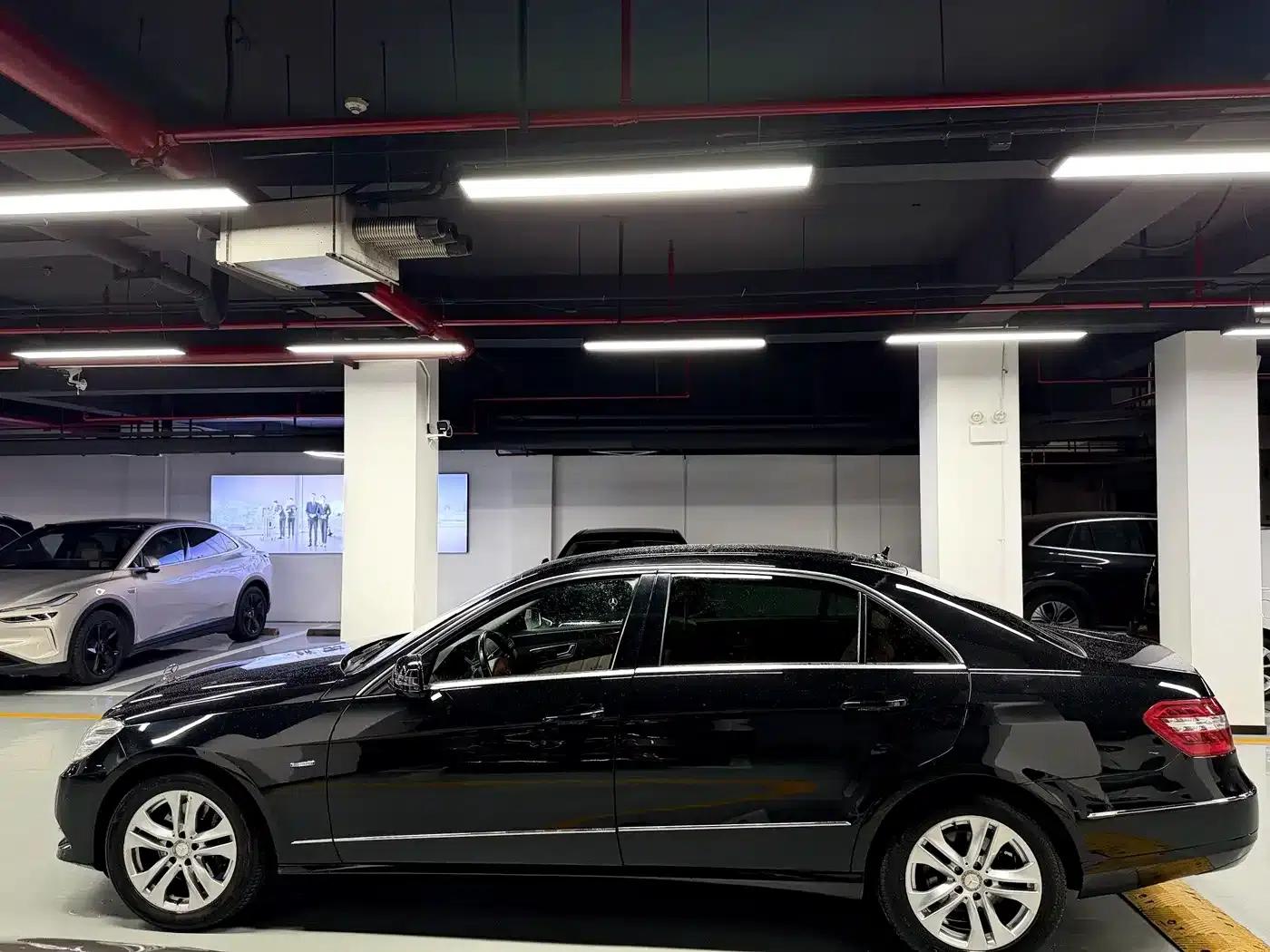Mercedes-Benz E-Class 2012 E 260 L CGI Fashion Edition — миниатюра 14
