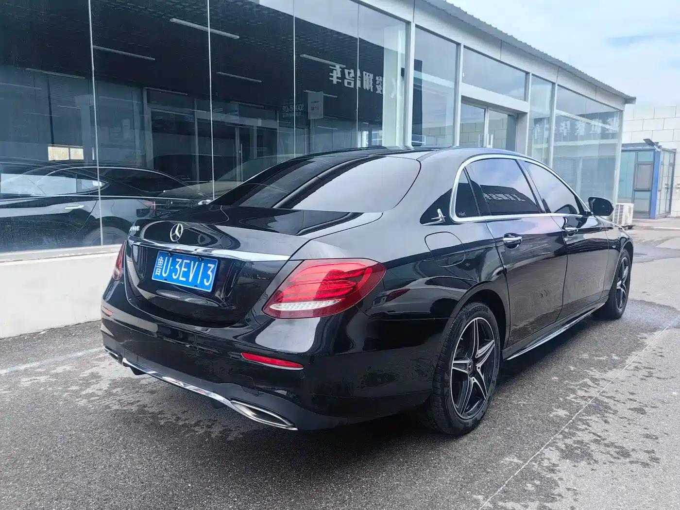 Mercedes-Benz E-Class 2020 Facelift E 300 L Sport Special Edition — миниатюра 4