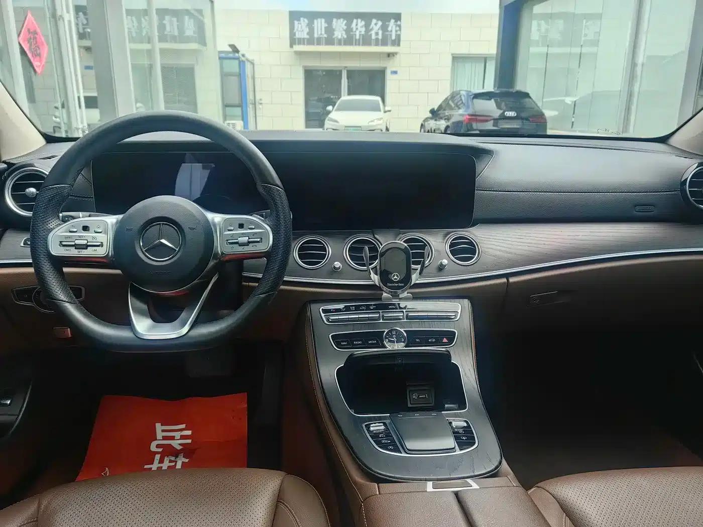 Mercedes-Benz E-Class 2020 Facelift E 300 L Sport Special Edition — миниатюра 8