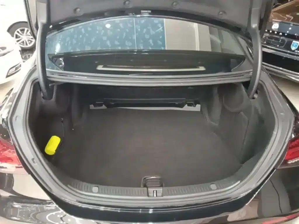 Mercedes-Benz E-Class 2021 Facelift E 300 L Luxury — миниатюра 19