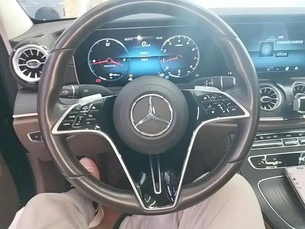 Mercedes-Benz E-Class 2022 Facelift III E 300 L Fashion Model — миниатюра 11