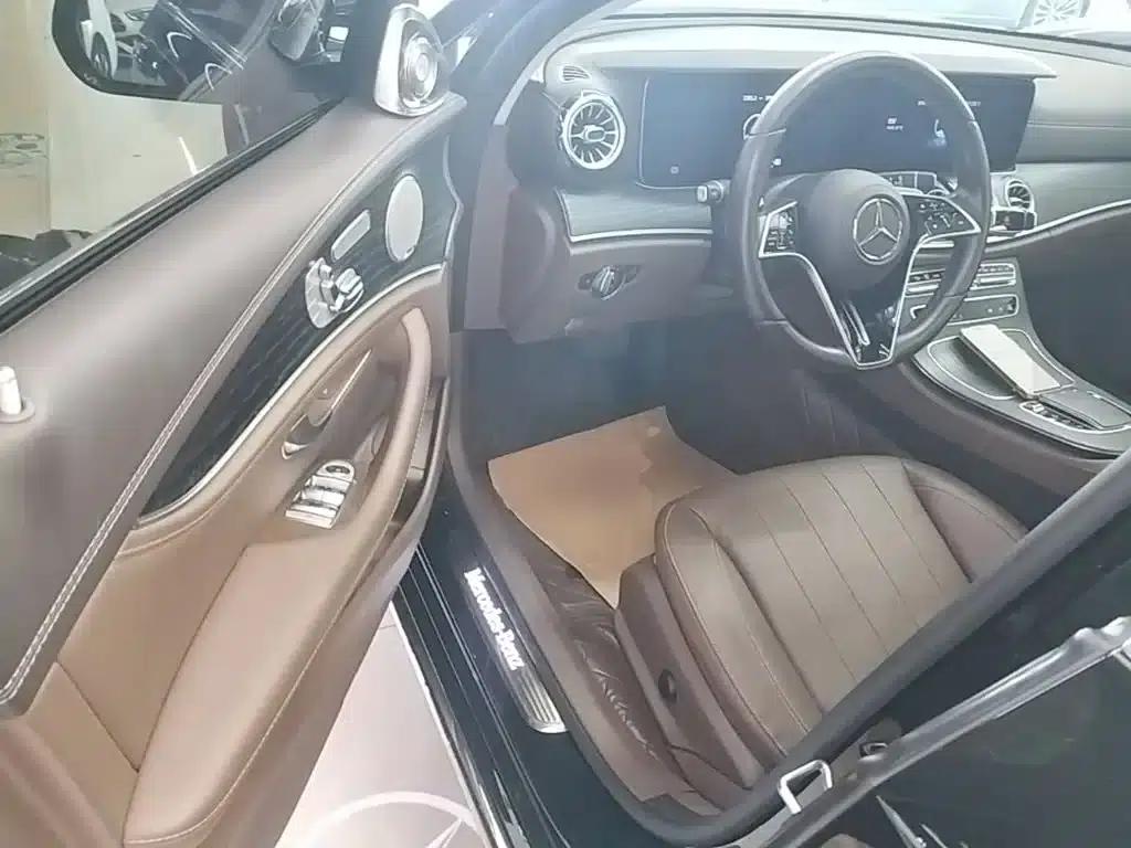 Mercedes-Benz E-Class 2022 Facelift III E 300 L Fashion Model — миниатюра 16