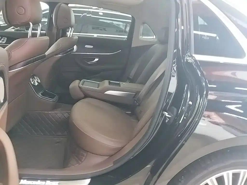 Mercedes-Benz E-Class 2022 Facelift III E 300 L Fashion Model — миниатюра 17