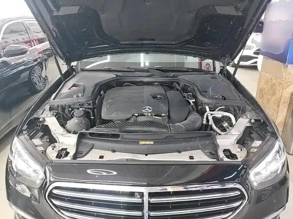 Mercedes-Benz E-Class 2022 Facelift III E 300 L Fashion Model — миниатюра 20