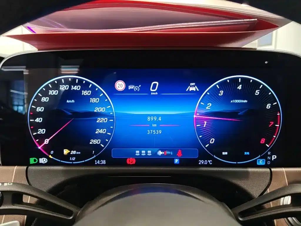 Mercedes-Benz E-Class 2024 E 300 L Fashion Edition — миниатюра 18