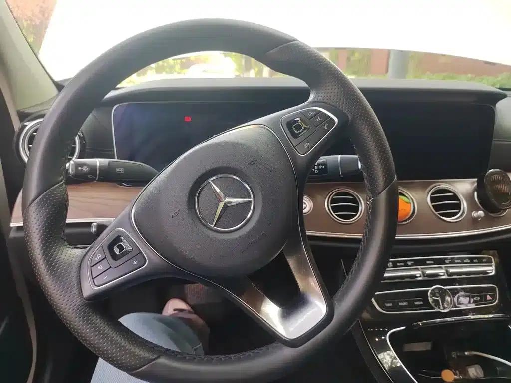 2017 Mercedes-Benz E-Class E 300 L Luxury — миниатюра 3