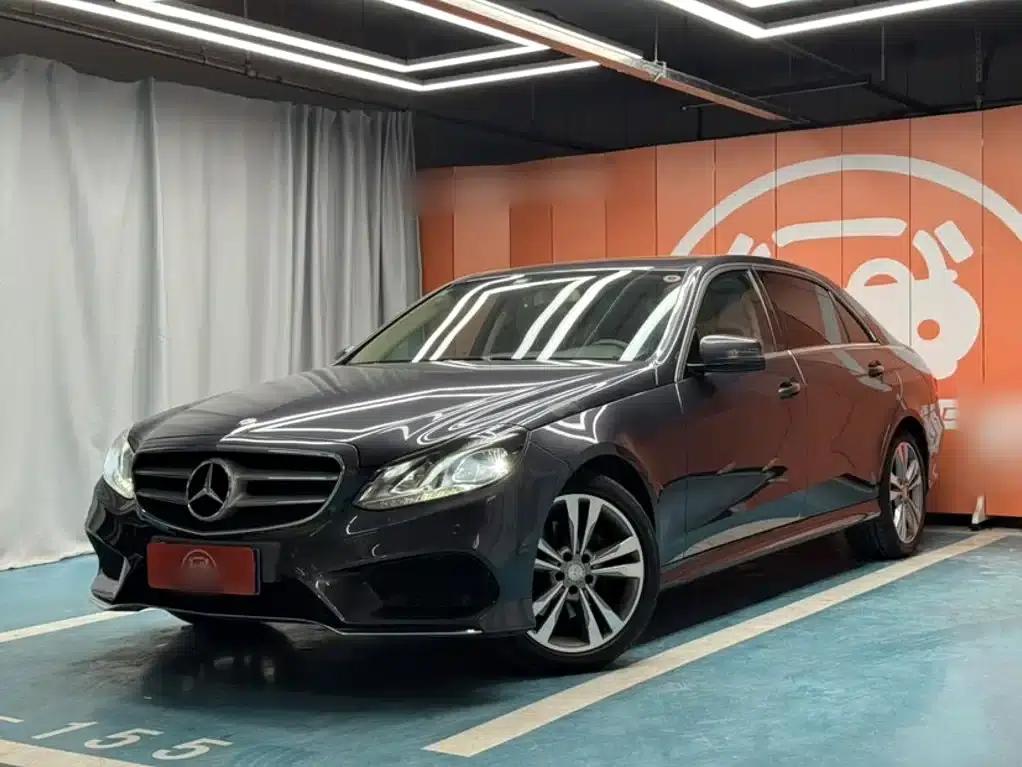 2014 Mercedes-Benz E-Class Facelift E 260 L Sport — миниатюра 1