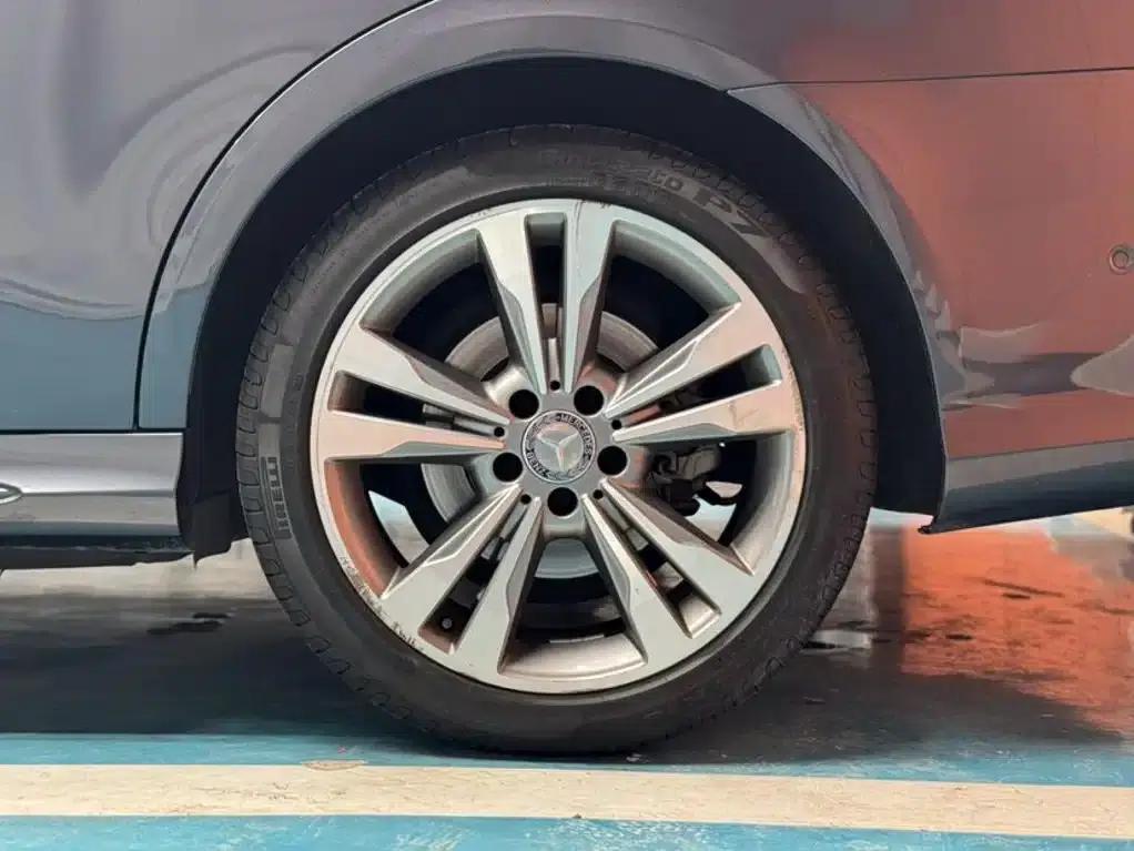 2014 Mercedes-Benz E-Class Facelift E 260 L Sport — миниатюра 12
