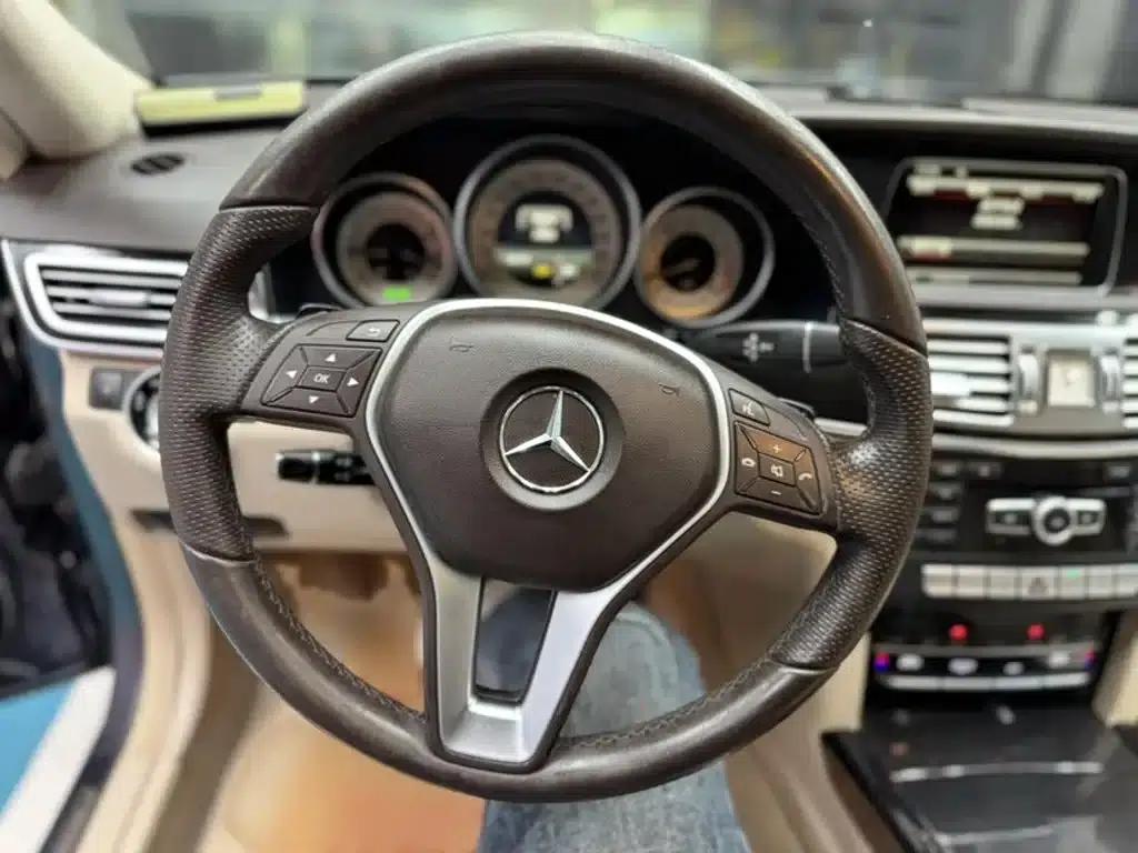 2014 Mercedes-Benz E-Class Facelift E 260 L Sport — миниатюра 16