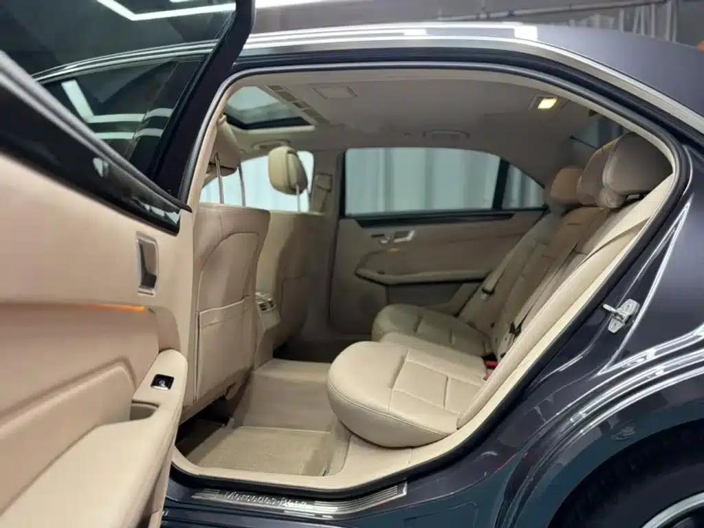 2014 Mercedes-Benz E-Class Facelift E 260 L Sport — миниатюра 19