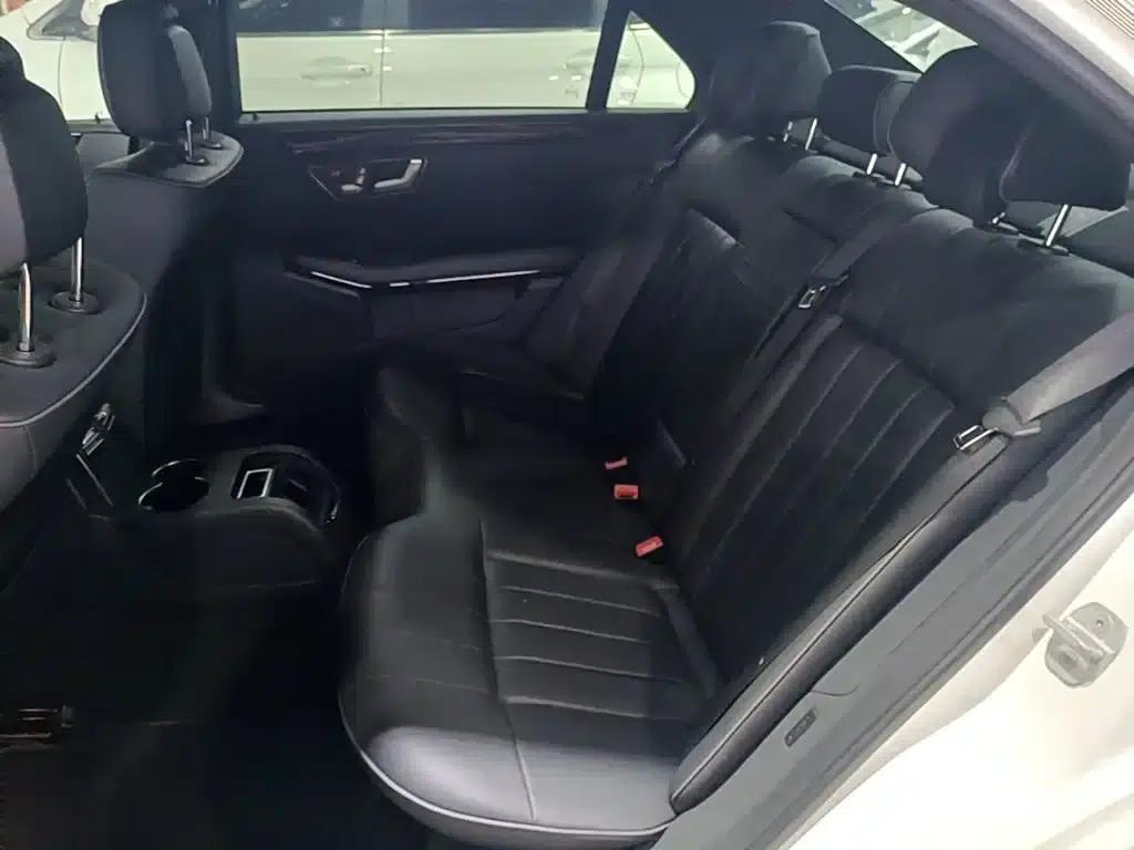 2015 Mercedes-Benz E-Class Facelift E 260 L Sport — миниатюра 17